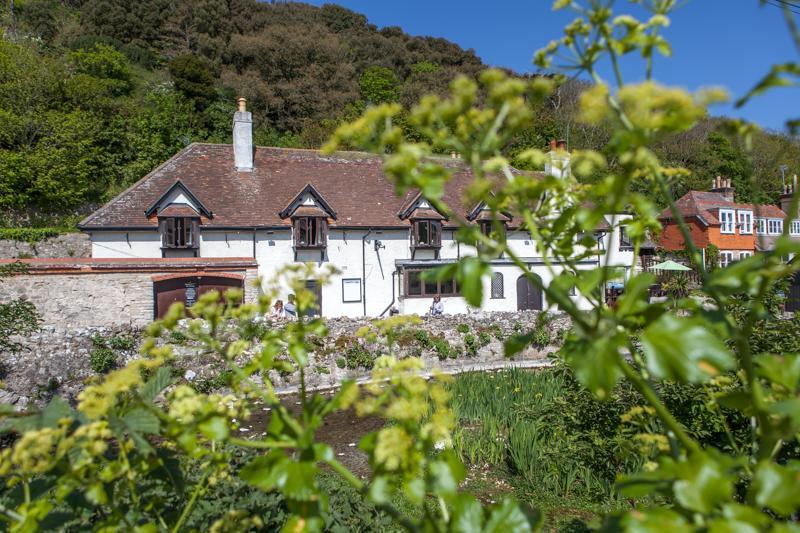 Lulworth Lodge Lulworth Cove Exterior photo